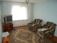2-комнатная квартира посуточно Набережные Челны, Казанский проспект, 5: Фотография 2