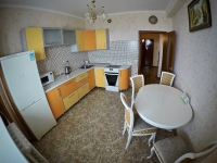 2-комнатная квартира посуточно Ульяновск, Радищева, 5: Фотография 9