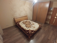 2-комнатная квартира посуточно Тюмень,  Одесская, 39: Фотография 5