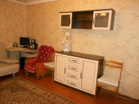 2-комнатная квартира посуточно Тюмень,  Республики, 90: Фотография 4
