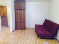 1-комнатная квартира посуточно Тюмень,  Республики, 157: Фотография 2
