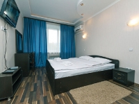 3-комнатная квартира посуточно Кемерово, Строителей бульвар , 21: Фотография 3