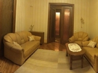 2-комнатная квартира посуточно Кемерово, пр. Ленинградский, 15: Фотография 2