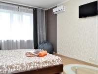 2-комнатная квартира посуточно Киев, ул. Иорданская , 11в: Фотография 5