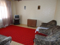2-комнатная квартира посуточно Миасс, Лихачеав, 26: Фотография 7