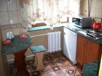 1-комнатная квартира посуточно Саратов, ул. Блинова, 21: Фотография 3