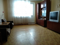3-комнатная квартира посуточно Тюмень,  Республики, 157: Фотография 3