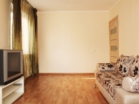 2-комнатная квартира посуточно Тюмень, Севастопольская , 17: Фотография 4