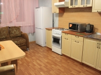 1-комнатная квартира посуточно Тюмень, Энергетиков, 24: Фотография 8