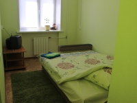2-комнатная квартира посуточно Самара, Николая Панова, 6а: Фотография 3