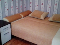 2-комнатная квартира посуточно Саратов, улица Чернышевского, 152: Фотография 7