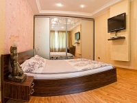 2-комнатная квартира посуточно Кемерово, ул. Красная , 2: Фотография 4