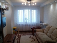 2-комнатная квартира посуточно Кемерово, Химиков, 22: Фотография 2