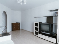 1-комнатная квартира посуточно Сызрань, ватутина, 152: Фотография 2