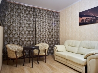 2-комнатная квартира посуточно Красноярск, Батурина , 5а: Фотография 2