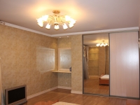 2-комнатная квартира посуточно Кемерово, Гагарина, 52: Фотография 3