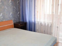 3-комнатная квартира посуточно Кемерово, Проспект ленина , 118: Фотография 2