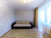 2-комнатная квартира посуточно Екатеринбург, Щорса, 105: Фотография 6
