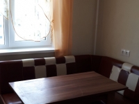 2-комнатная квартира посуточно Челябинск, Доватора, 4а: Фотография 5