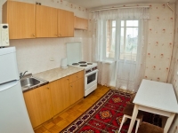 1-комнатная квартира посуточно Нижний Новгород, Максима горького, 146: Фотография 3