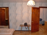 3-комнатная квартира посуточно Новосибирск, Красный проспект, 76: Фотография 2