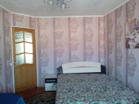 2-комнатная квартира посуточно Курган, Красина, 25: Фотография 5