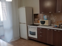 2-комнатная квартира посуточно Красноярск, Алексеева, 103: Фотография 4