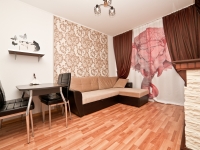 2-комнатная квартира посуточно Екатеринбург, Стачек, 4: Фотография 5