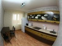 1-комнатная квартира посуточно Тольятти, Тополиная, 14: Фотография 2