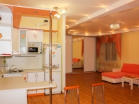 2-комнатная квартира посуточно Новосибирск, Гоголя, 42: Фотография 3