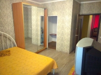 2-комнатная квартира посуточно Таганрог, Свободы, 17к2: Фотография 4
