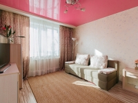 1-комнатная квартира посуточно Новосибирск, улица Крылова, 69а: Фотография 5