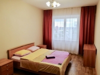 2-комнатная квартира посуточно Иркутск, улица Байкальская, 107а/3: Фотография 2