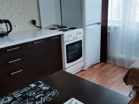 1-комнатная квартира посуточно Кемерово, Шахтеров пр-т, 92: Фотография 2