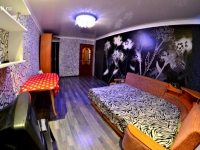 2-комнатная квартира посуточно Кемерово, Спортивная , 38: Фотография 3