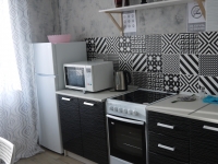 1-комнатная квартира посуточно Тольятти, Ленинградская , 68: Фотография 2