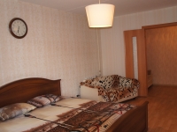1-комнатная квартира посуточно Екатеринбург, Серафимы Дерябиной, 53а: Фотография 2