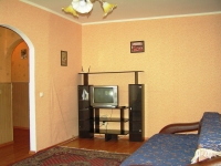 3-комнатная квартира посуточно Белгород, Н. Островского, 19В: Фотография 2