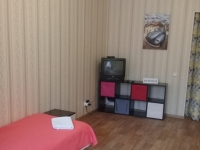 1-комнатная квартира посуточно Краснодар, Репина, 5: Фотография 3