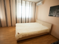2-комнатная квартира посуточно Тюмень, Пермякова, 82: Фотография 4