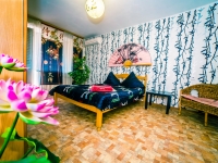 1-комнатная квартира посуточно Саратов, Зарубина, 124/130: Фотография 4