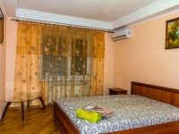 2-комнатная квартира посуточно Киев, А. Архипенко, 4: Фотография 8