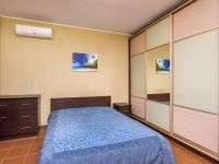 1-комнатная квартира посуточно Самара, Карбышева , 81: Фотография 2