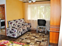 1-комнатная квартира посуточно Тюмень, Республики, 176: Фотография 2