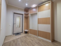 1-комнатная квартира посуточно Тюмень, Николая Зелинского, 5 к. 1: Фотография 12