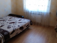2-комнатная квартира посуточно Краснодар, Думенко, 12: Фотография 2