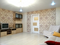 2-комнатная квартира посуточно Иркутск, Александра Невского, 58: Фотография 3