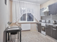 2-комнатная квартира посуточно Великий Новгород, Проспект А. Корсунова , 55: Фотография 2