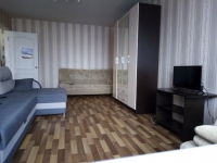 1-комнатная квартира посуточно Саратов, Рахова, 169/171: Фотография 2
