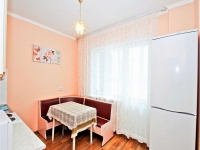 1-комнатная квартира посуточно Сургут, Иосифа Каролинского, 10: Фотография 12